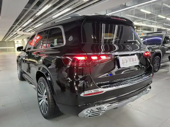 Mercedes-Benz GLS 2024 Model GLS 450 4MATIC Fashion Model