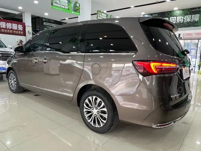 Buick GL8 2022 Model Business class 652T Luxury Model