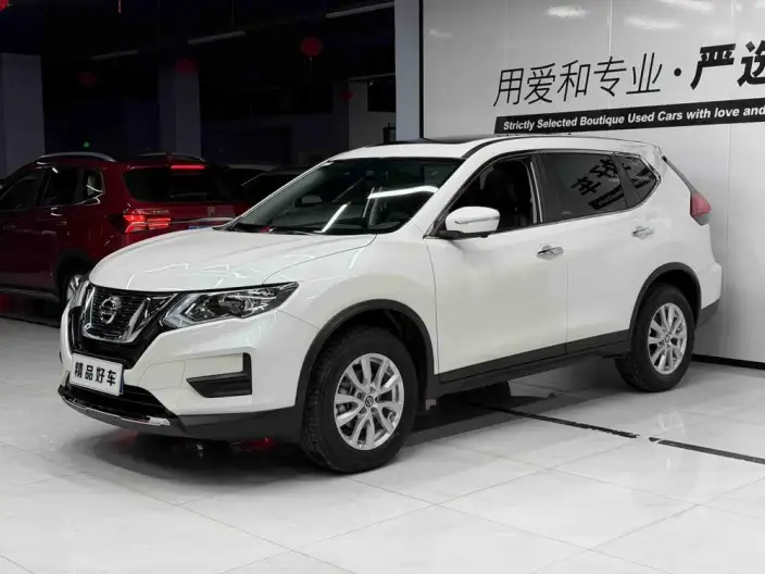 Nissan X-Trail 2023 Model Classic Edition 2.0L 2WD Smart Connect Comfort Edition