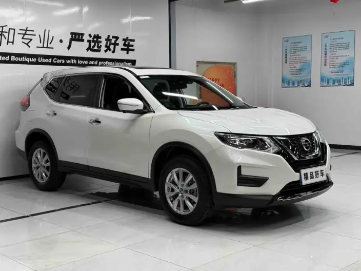 Nissan X-Trail 2023 Model Classic Edition 2.0L 2WD Smart Connect Comfort Edition