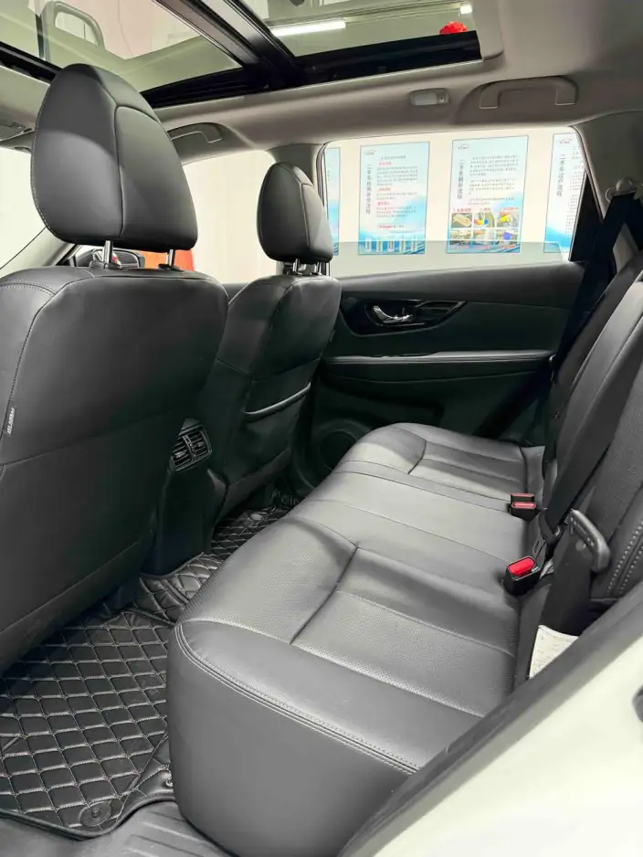 Nissan X-Trail 2023 Model Classic Edition 2.0L 2WD Smart Connect Comfort Edition – фото 9