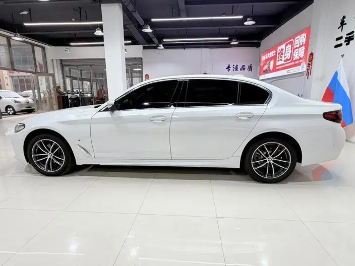 BMW 5 Series 2022 Model Facelift II 525Li M Sports Set