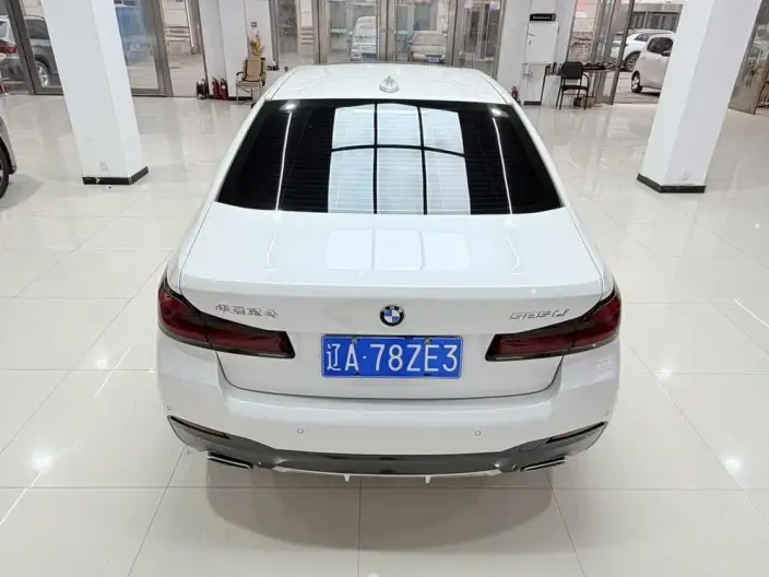 BMW 5 Series 2022 Model Facelift II 525Li M Sports Set – фото 6