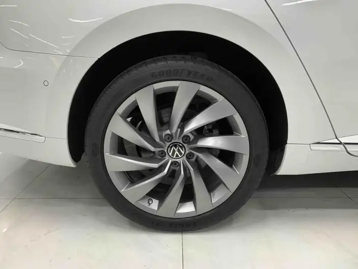 Volkswagen CC 2021 Model 380TSI Eye-catching version – фото 7