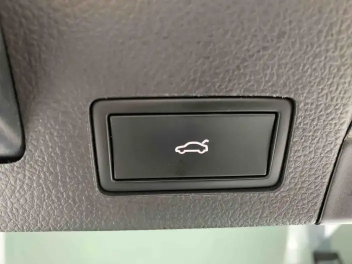 Volkswagen CC 2021 Model 380TSI Eye-catching version – фото 10