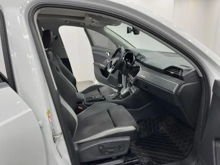 AUDI Q3 2022 Model 35 TFSI Fashion Dynamic Model – фото 8