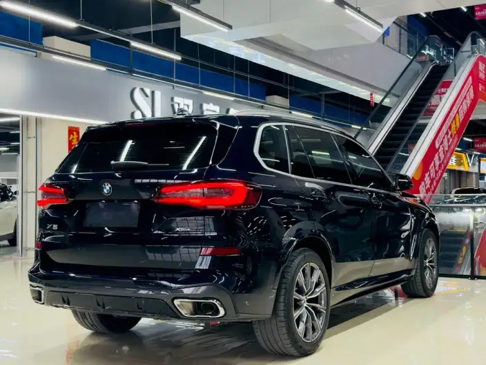 BMW X5 2022 Model xDrive 30Li Exclusive Model M Sports Set