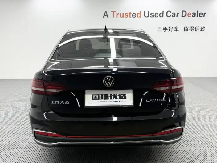 Volkswagen Lavida 2023 Model Facelift 1.5L Automatic Starry Sky Five Million Edition – фото 5