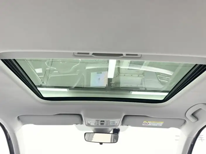 Volkswagen Lavida 2023 Model Facelift 1.5L Automatic Starry Sky Five Million Edition – фото 8