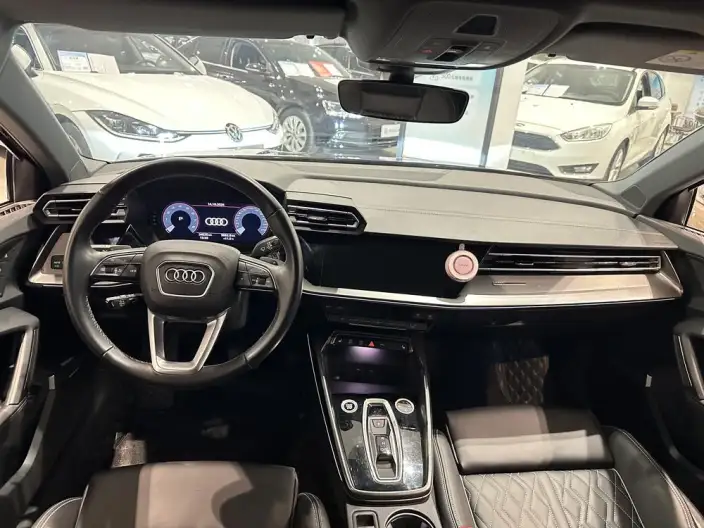 Audi A3 2025 Model A3L Limousine 35 TFSI Continental Flying Spur Exclusive Model – фото 8