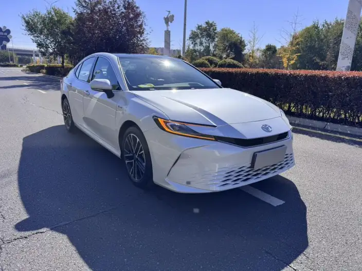Toyota Camry 2024 Model Hybrid 2.5HG Premium Edition – фото 3