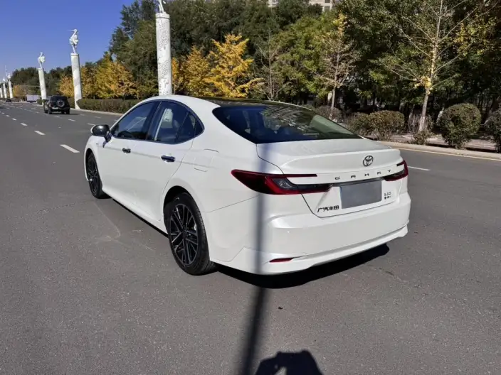 Toyota Camry 2024 Model Hybrid 2.5HG Premium Edition – фото 4