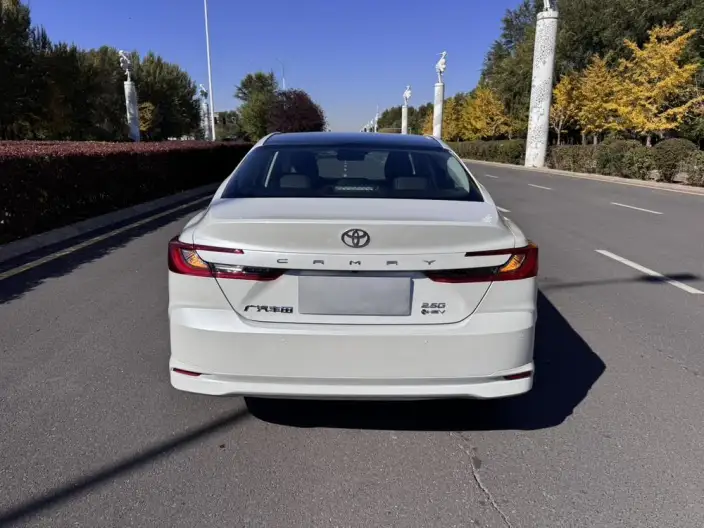 Toyota Camry 2024 Model Hybrid 2.5HG Premium Edition – фото 5