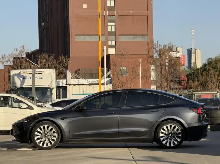 Model 3 2023 Model Rear-wheel drive version – фото 4