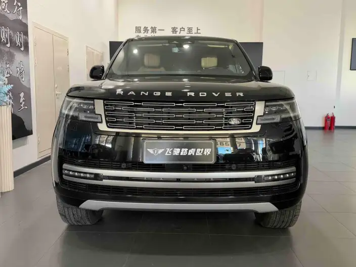 Range Rover 2024 Model 3.0 L6 400PS Shengshi Extended Edition – фото 2