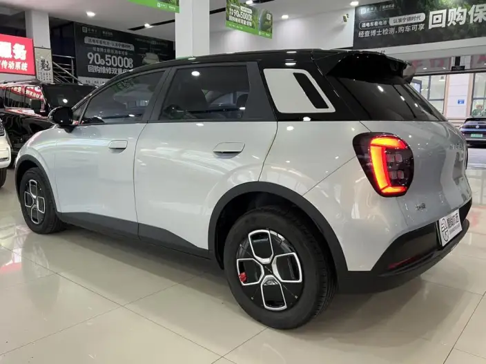 AION UT 2025 Model 420 Smart Edition – фото 4