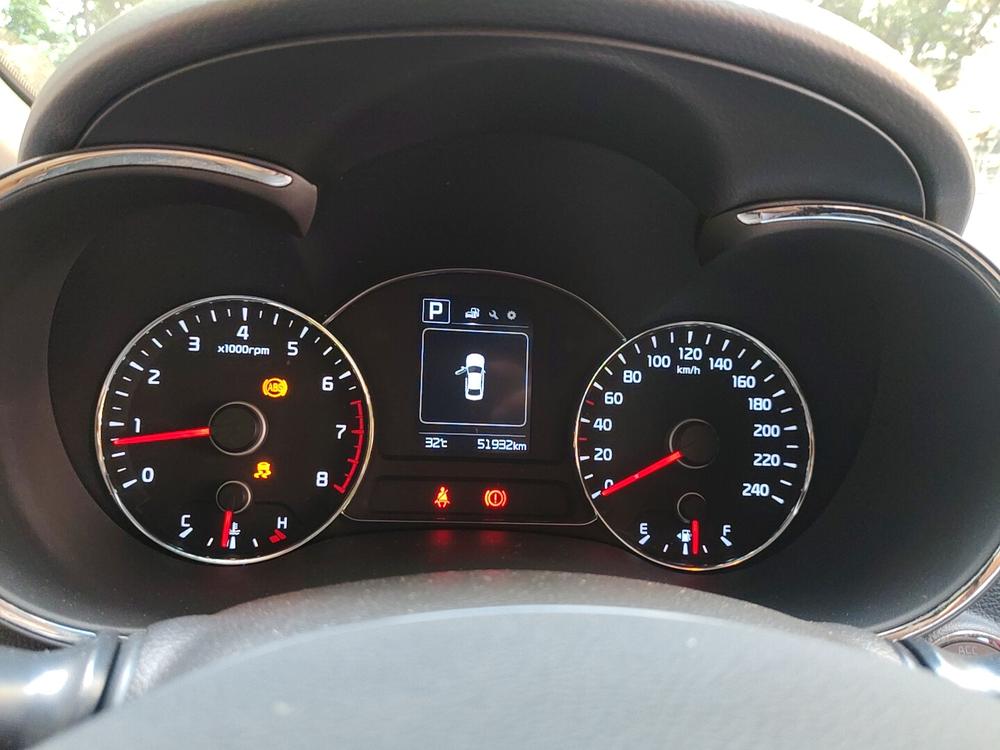 Kia K3 2016 1.6L Automatic GLS – фото 6