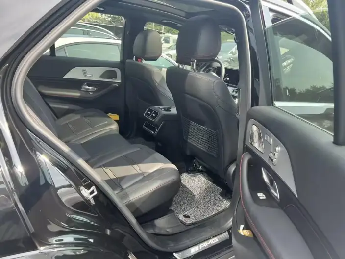 Mercedes-Benz GLE AMG 2024 Model AMG GLE 53 4MATIC+ – фото 9