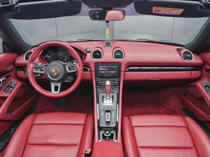 Porsche 718 2023 Model Boxster T – фото 9