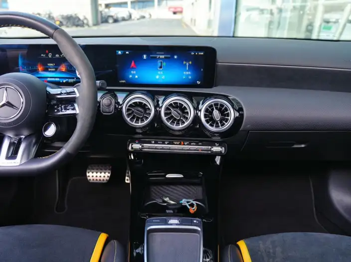 Mercedes-Benz A-Class AMG Imported 2024 Model AMG A 45 S 4MATIC+ – фото 6