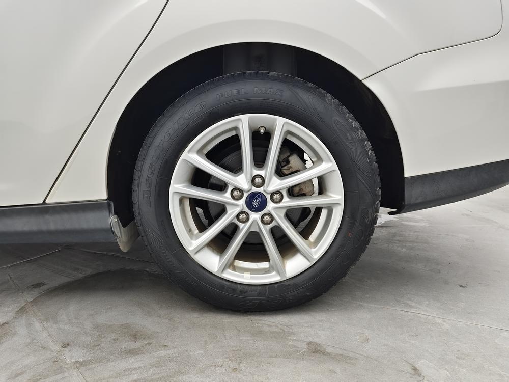 Ford Focus 2017 модификация Тройная литиевая батарея кузов 1.6L Manual Fashion тип Zhixing Edition – фото 9