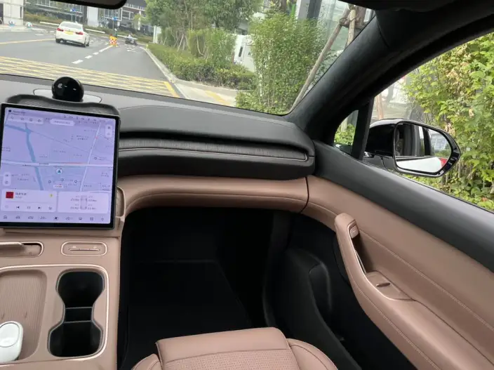 NIO ES6 2023 Model 75kWh – фото 10