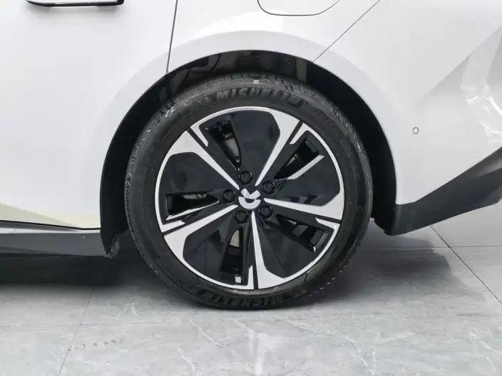 NIO ET5T 2024 Model 75kWh – фото 9