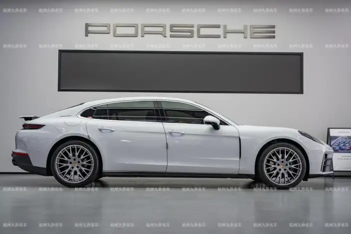 Panamera 2024 Model Panamera Executive Extended Edition 2.9T – фото 8