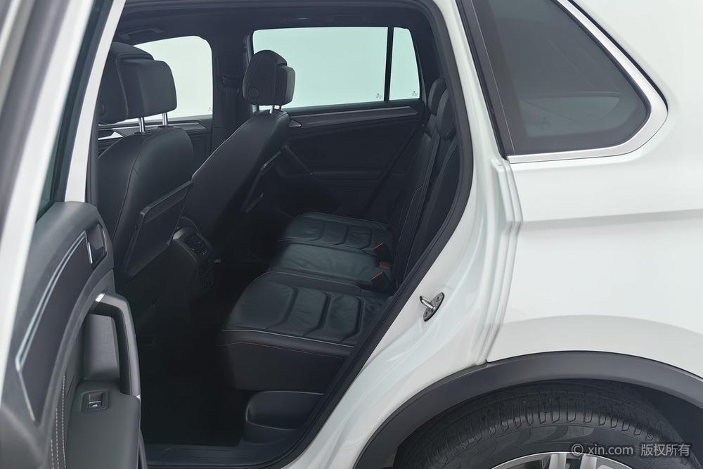 Tiguan Модель 2018 года 380TSI 4WD R-Line – фото 19