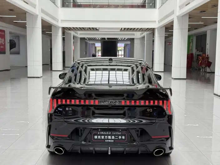 Lynk & Co 03 2026 Model 2.0TD AT Ultra – фото 5