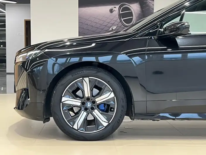 BMW iX 2022 Model xDrive40 – фото 6