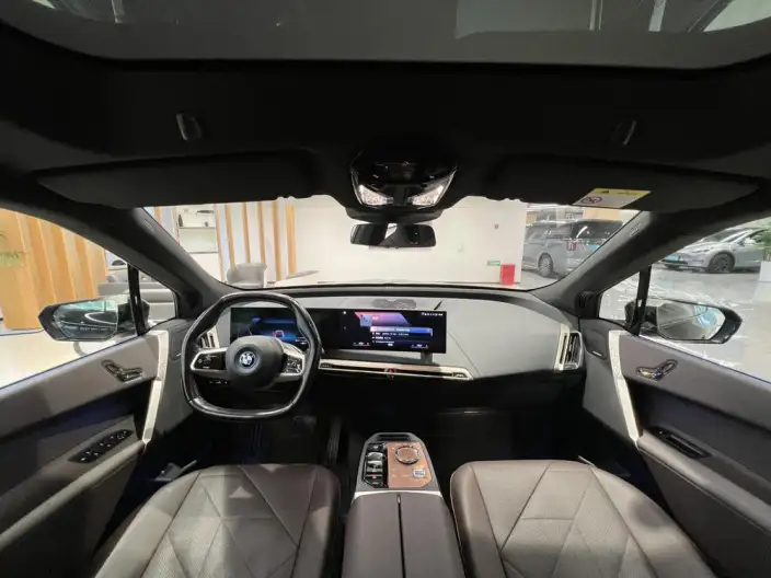 BMW iX 2022 Model xDrive40 – фото 7