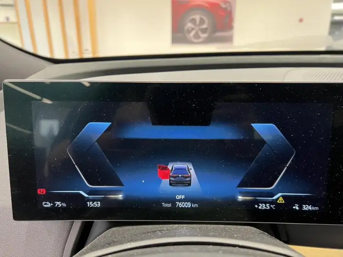 BMW iX 2022 Model xDrive40 – фото 8