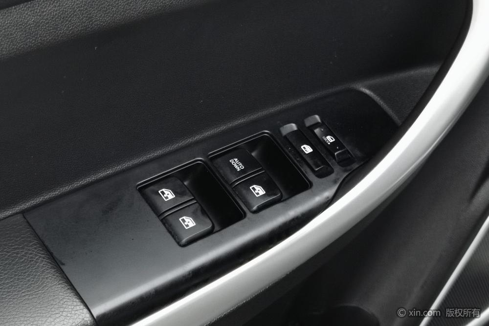 Changan CS35 2015 модификация 1.6L Manual Luxury National IV – фото 23