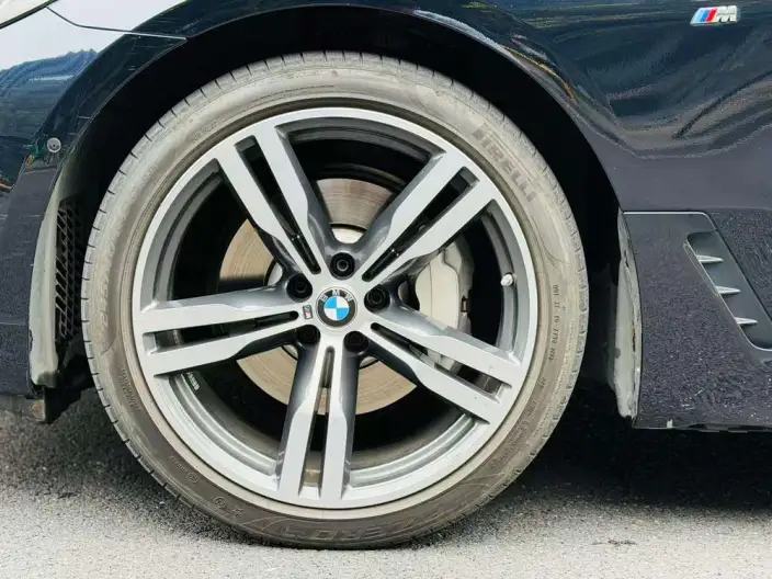 BMW 6 Series GT 2022 Model 630i M Sports Set – фото 10