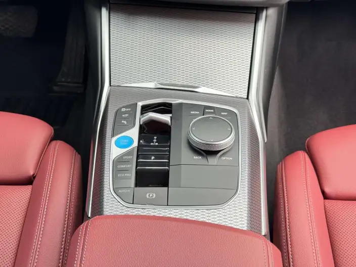 BMW i3 2026 Model eDrive40L Night Set – фото 10