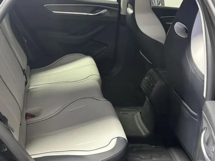 BYD Destroyer 05 2024 Model Honor Edition DM-i 55KM Luxury Model – фото 6