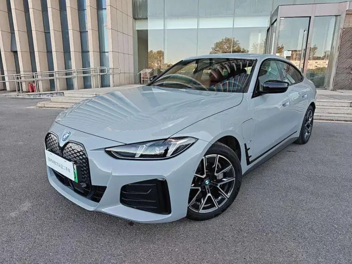 BMW i4 2025 Model eDrive40 – фото 1