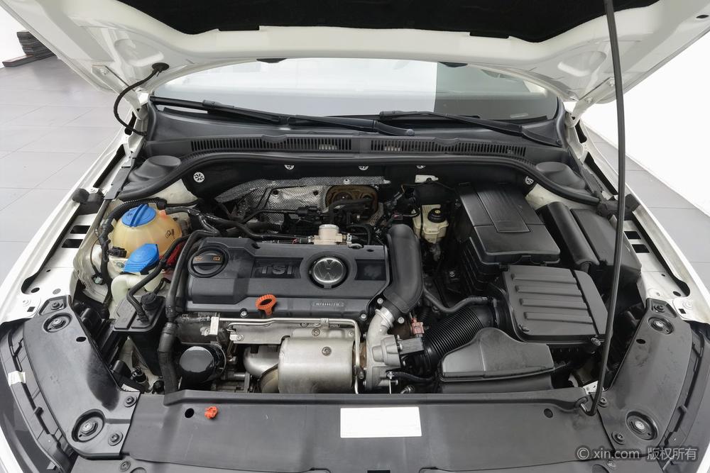 Volkswagen Sagitar 2012 1.4TSI Automatic Flagship – фото 5