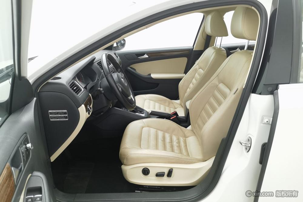 Volkswagen Sagitar 2012 1.4TSI Automatic Flagship – фото 18