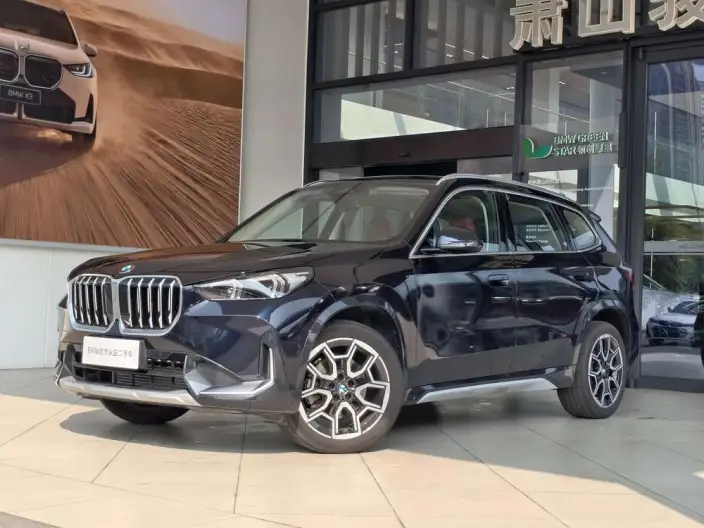 BMW X1 2026 Model sDrive25Li X Design Set – фото 1