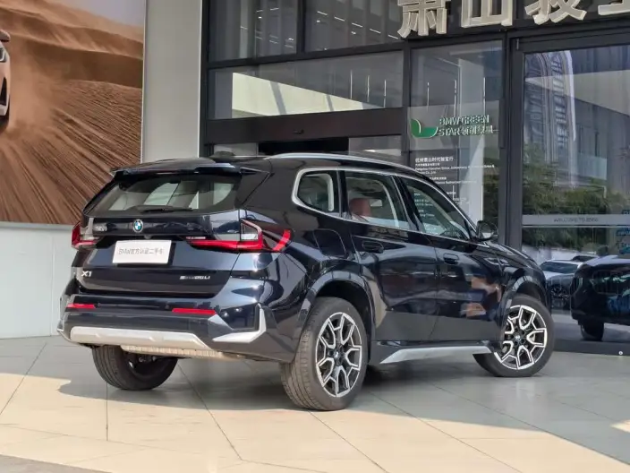 BMW X1 2026 Model sDrive25Li X Design Set – фото 5