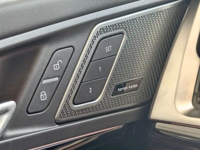 BMW X1 2026 Model sDrive25Li X Design Set – фото 6