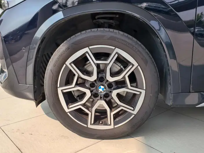 BMW X1 2026 Model sDrive25Li X Design Set – фото 8