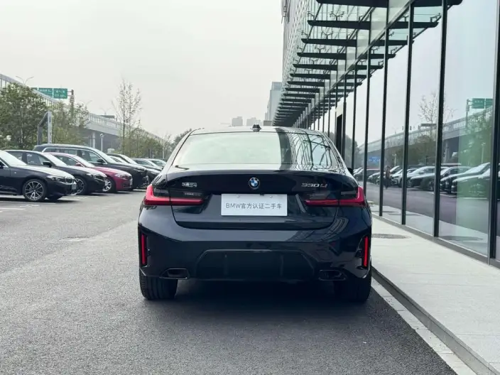 BMW 3 Series 2025 Model 330Li M Sports Night Set – фото 4