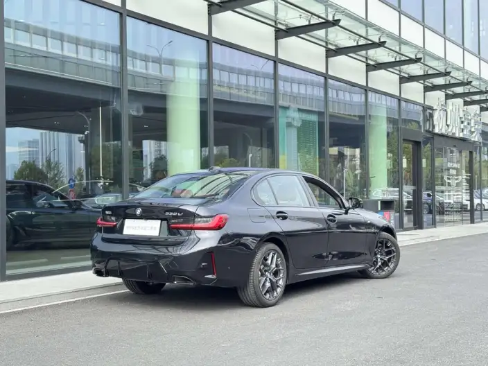 BMW 3 Series 2025 Model 330Li M Sports Night Set – фото 5