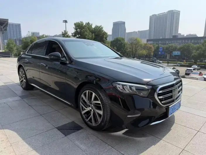 Mercedes-Benz E-Class 2024 Model Facelift E 300 L Fashion Model sedan – фото 3