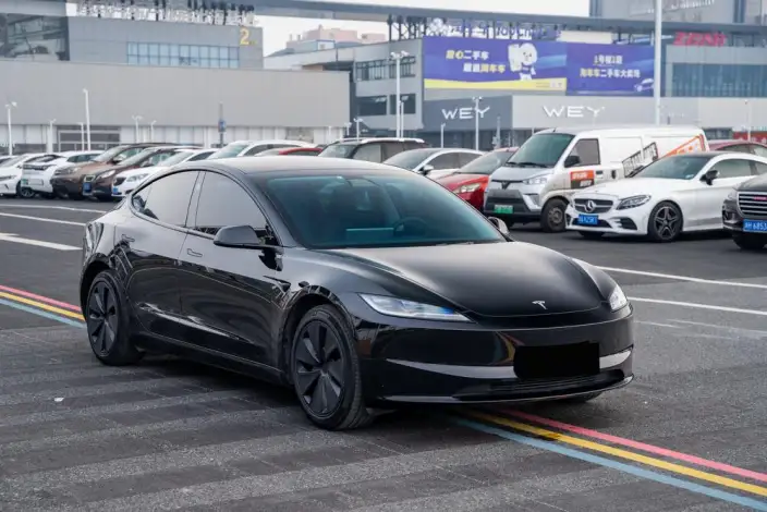 Model 3 2023 Model Long Battery Life Pro All-wheel drive version – фото 3