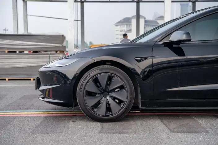 Model 3 2023 Model Long Battery Life Pro All-wheel drive version – фото 8