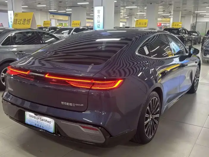Geely Galaxy E8 PHEV 2025 Model 130km EM-P Galaxy Edition – фото 5